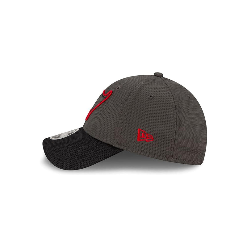 New Era Tampa Bay Buccaneers Sideline Road Olive 9Forty Stretch Snap Cap - One Size