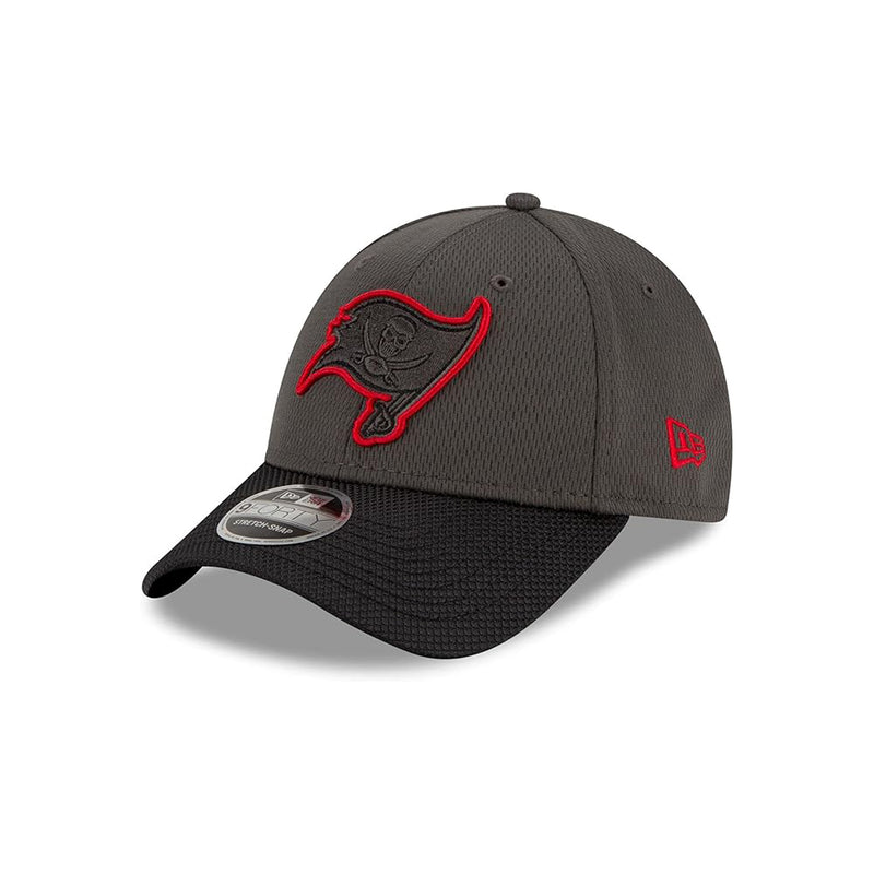 New Era Tampa Bay Buccaneers Sideline Road Olive 9Forty Stretch Snap Cap - One Size