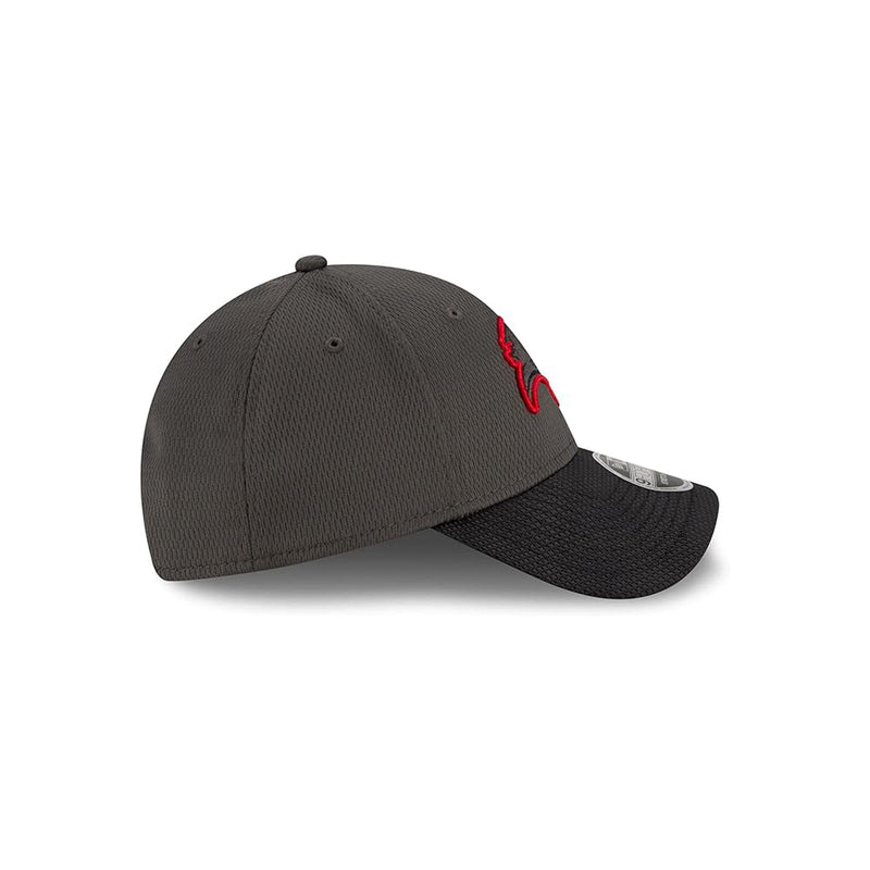 New Era Tampa Bay Buccaneers Sideline Road Olive 9Forty Stretch Snap Cap - One Size