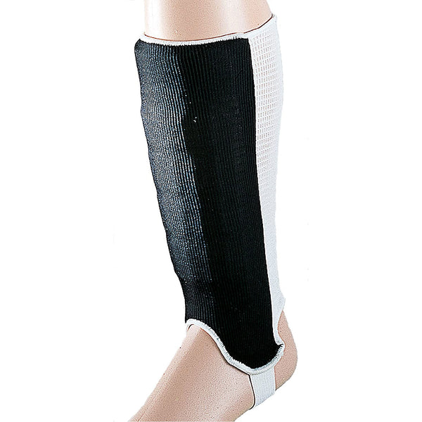 Right Guard US-136 Ultimate Soccer Shin Guard Black/White Small - lauxsportinggoods